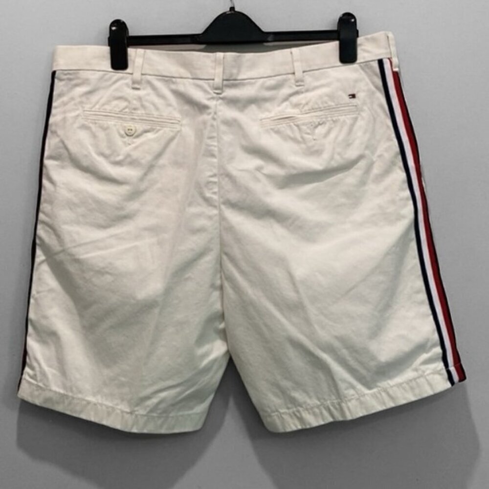 Tommy Hilfiger White Cotton shorts Size 38